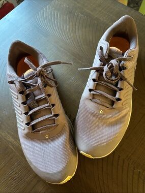 Light purple Nike sneakers size 8